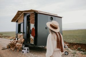 Exploring the World of Off-Grid and Sustainable Housing