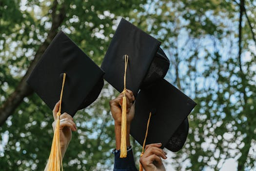 The Future of Learning: Micro-Credentials and Continuous Upskilling